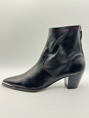 OneTeaspoon Sanderson Leather Ankle Boot w Point Toe, Contrast Stiching